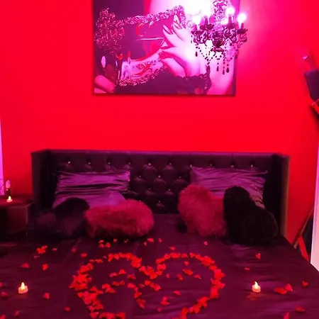 Ange Ou Demon, Jacuzzi, Sauna, Room, Location A La Journee Benfeld