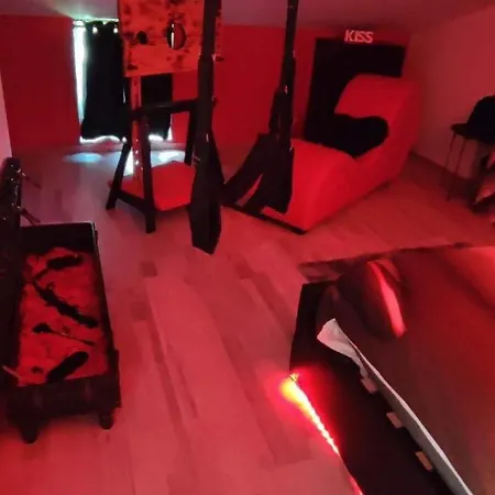 Ange Ou Demon, Jacuzzi, Sauna, Room, Location A La Journee * Benfeld