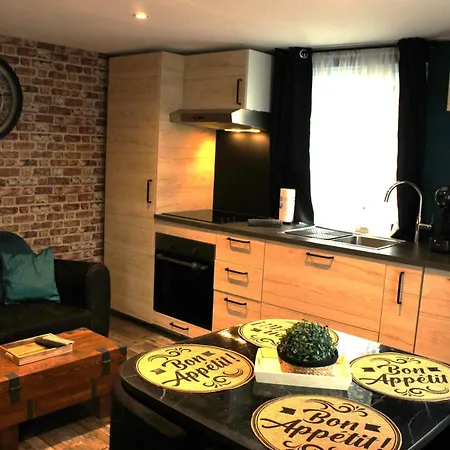 Ferienhaus Ange Ou Demon, Jacuzzi, Sauna, Room, Location A La Journee *